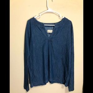 Universal threads peasant top